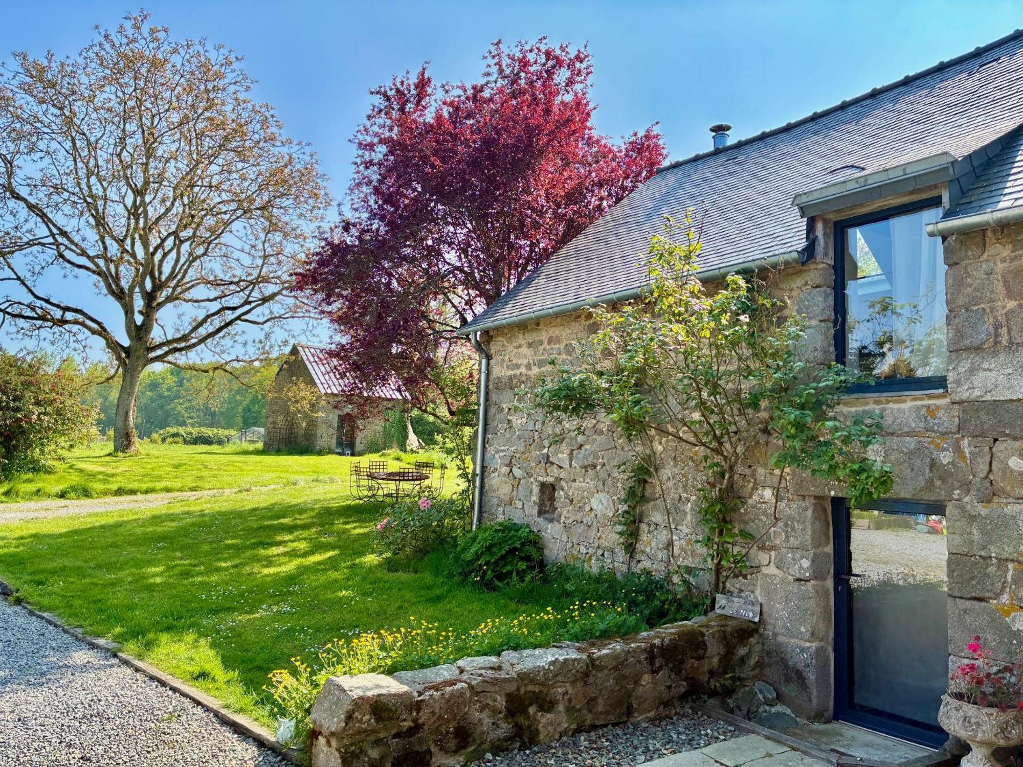 Villa Le Nid De La Breizhidence Combourg Esterno foto